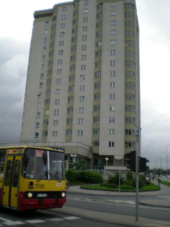 6 Apartment *